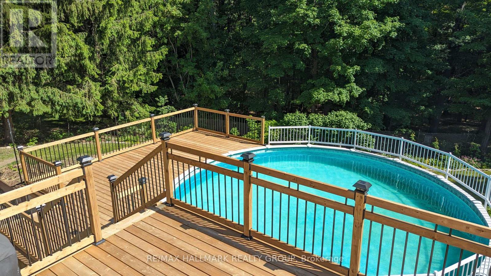 4 Bed, 2 Bath House for Sale in Ottawa – 13 BATHURST STREET, Ottawa – MLS# X13742244 - Image 29