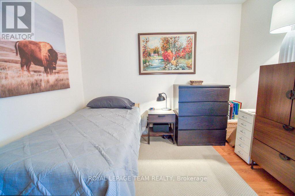 #2H 310 CENTRAL PARK DRIVE - Image 20