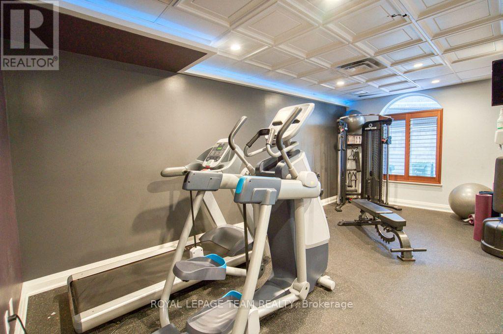 #2H 310 CENTRAL PARK DRIVE - Image 29