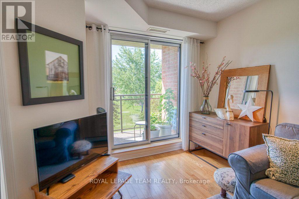 #2H 310 CENTRAL PARK DRIVE - Image 9