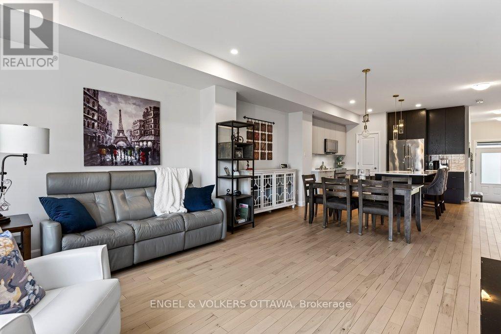 413 PREMIERE LANE - Image 16