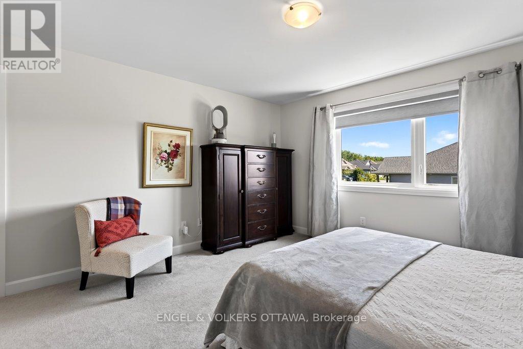 413 PREMIERE LANE - Image 19