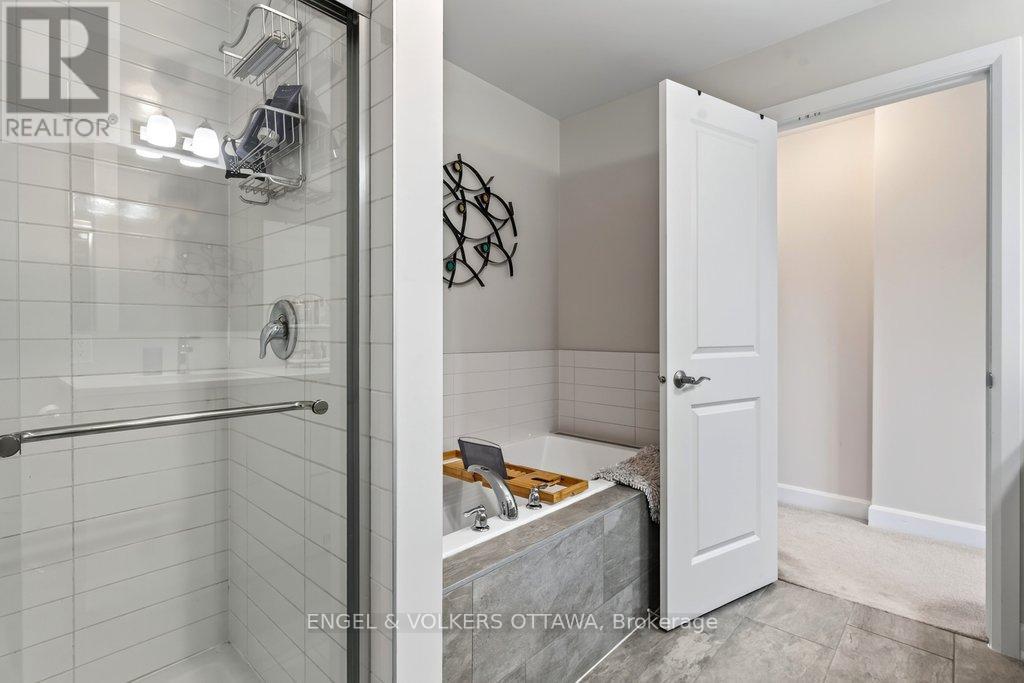 413 PREMIERE LANE - Image 21