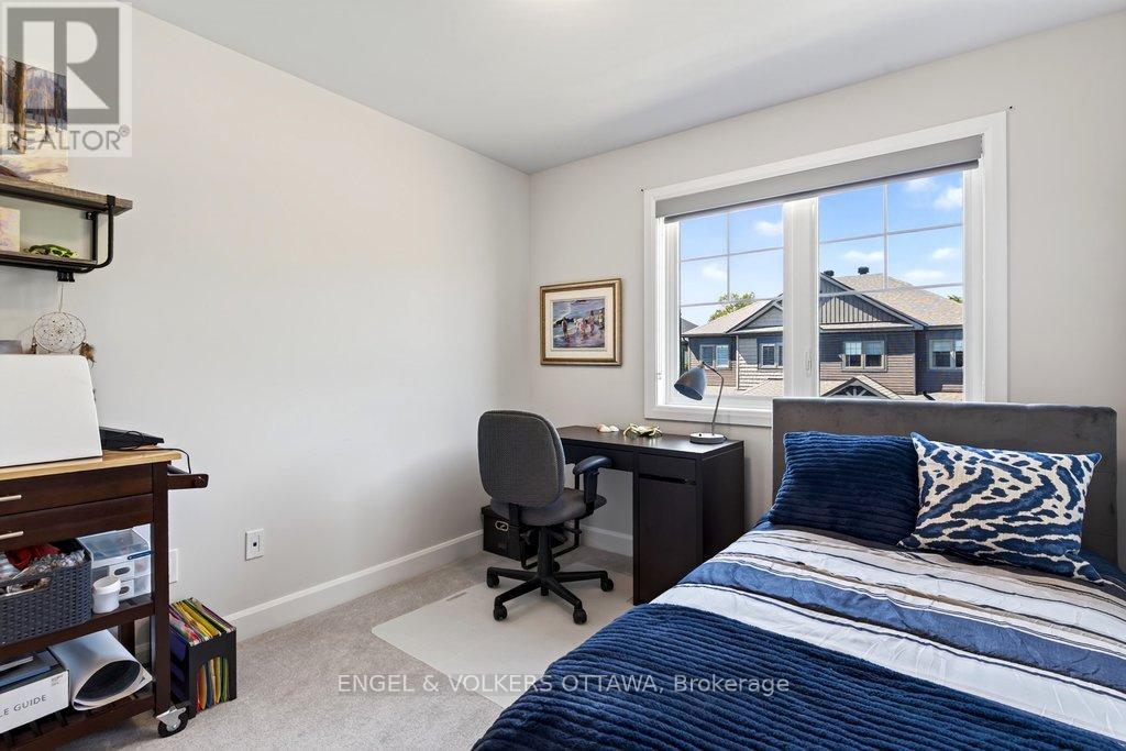 413 PREMIERE LANE - Image 22