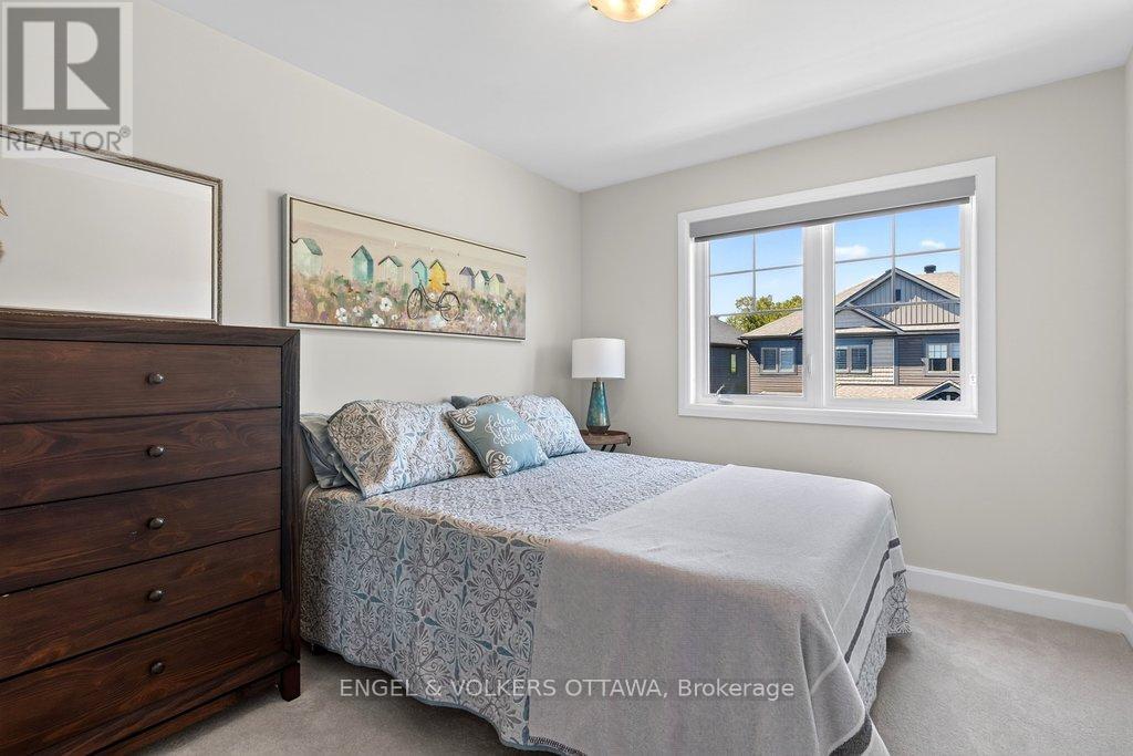 413 PREMIERE LANE - Image 24