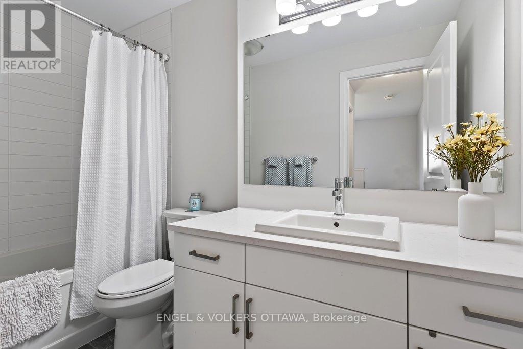 413 PREMIERE LANE - Image 26