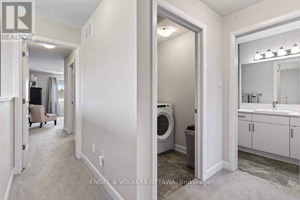 413 PREMIERE LANE - Image 27