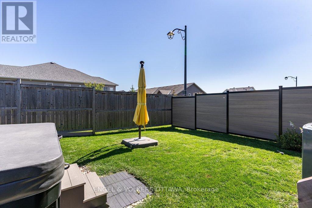413 PREMIERE LANE - Image 33
