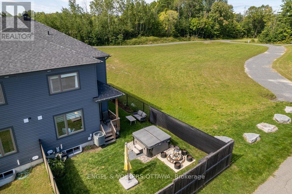 413 PREMIERE LANE - Image 37