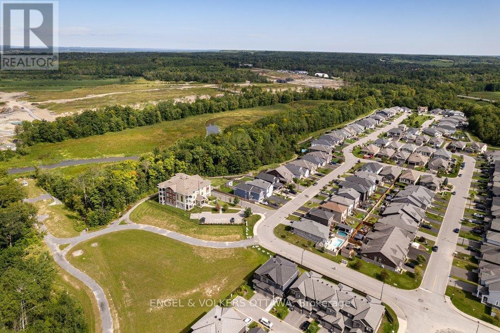 413 PREMIERE LANE - Image 43