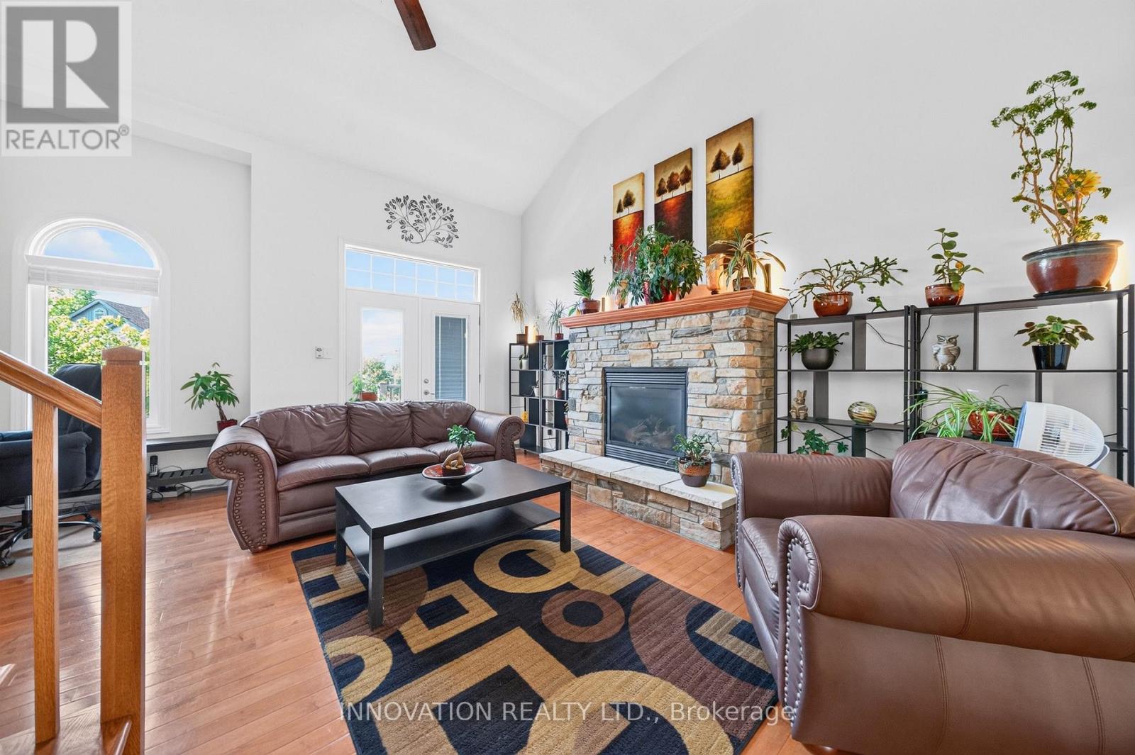 545 ROSEHILL AVENUE - 22