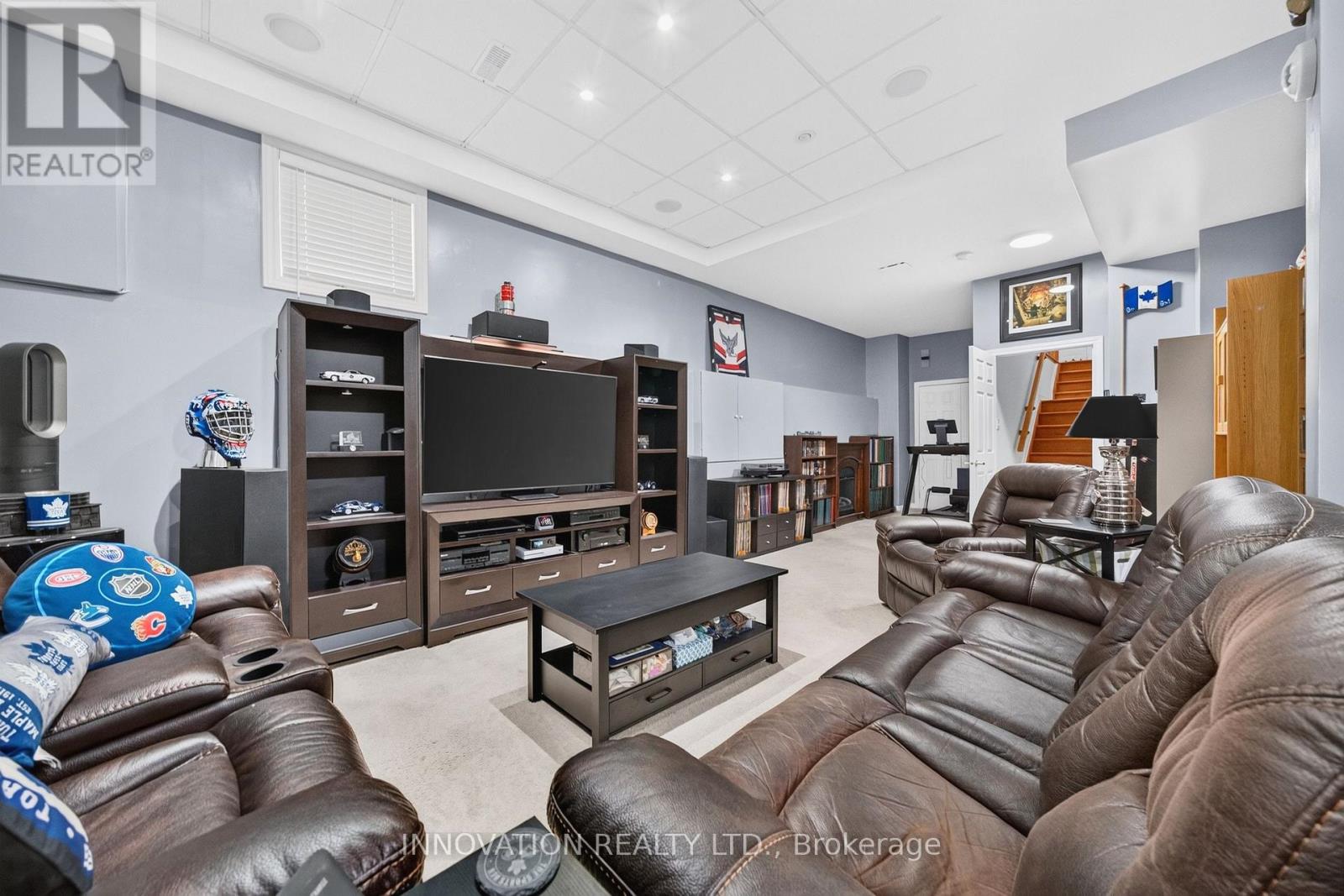 545 ROSEHILL AVENUE - 39