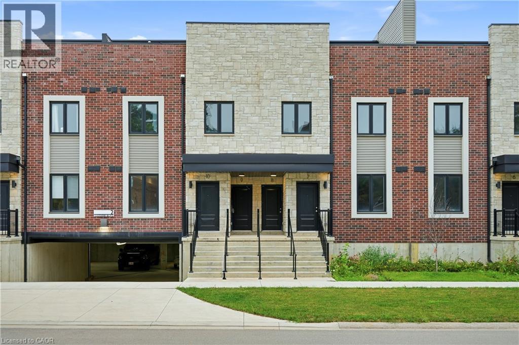 #10 2 SLESSOR Boulevard, Grimsby, Ontario, L3M5J4, Grimsby, Ontario — photo 2 of 5