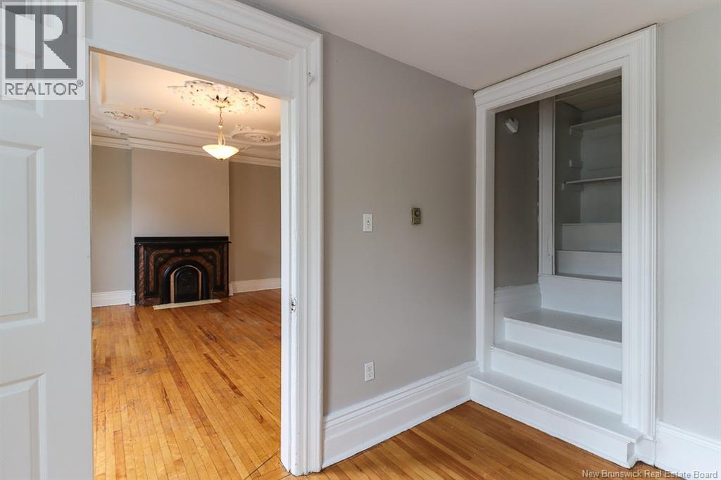 112 Queen Street - 11