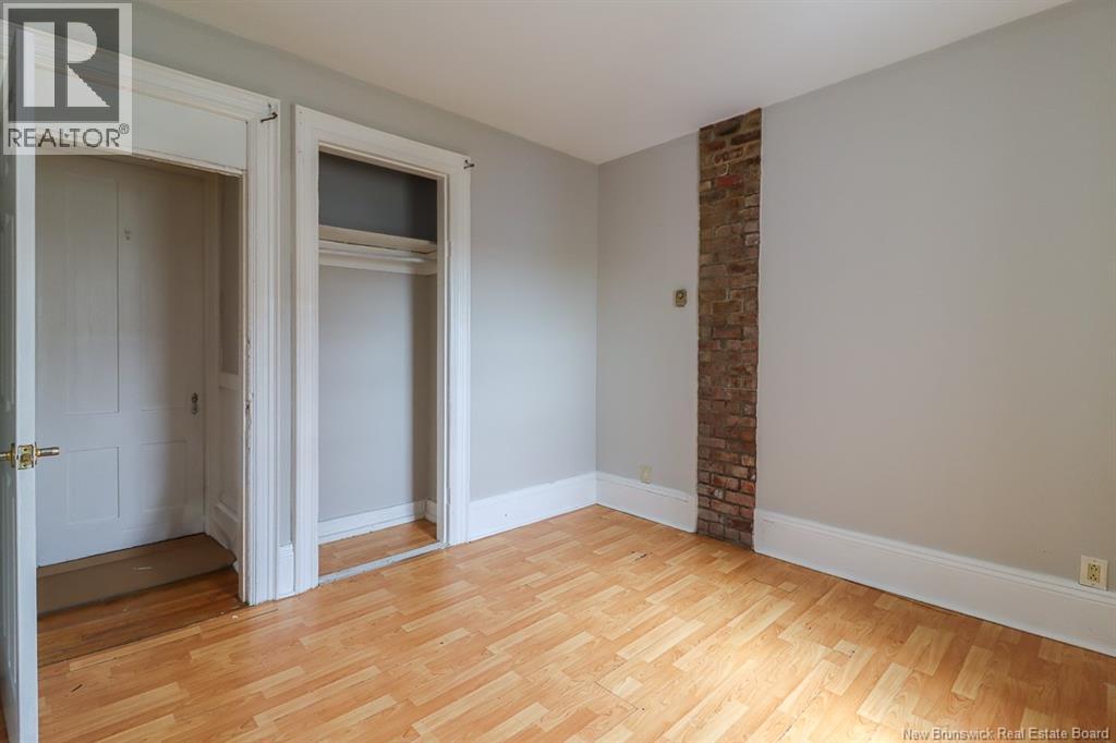 112 Queen Street - 14