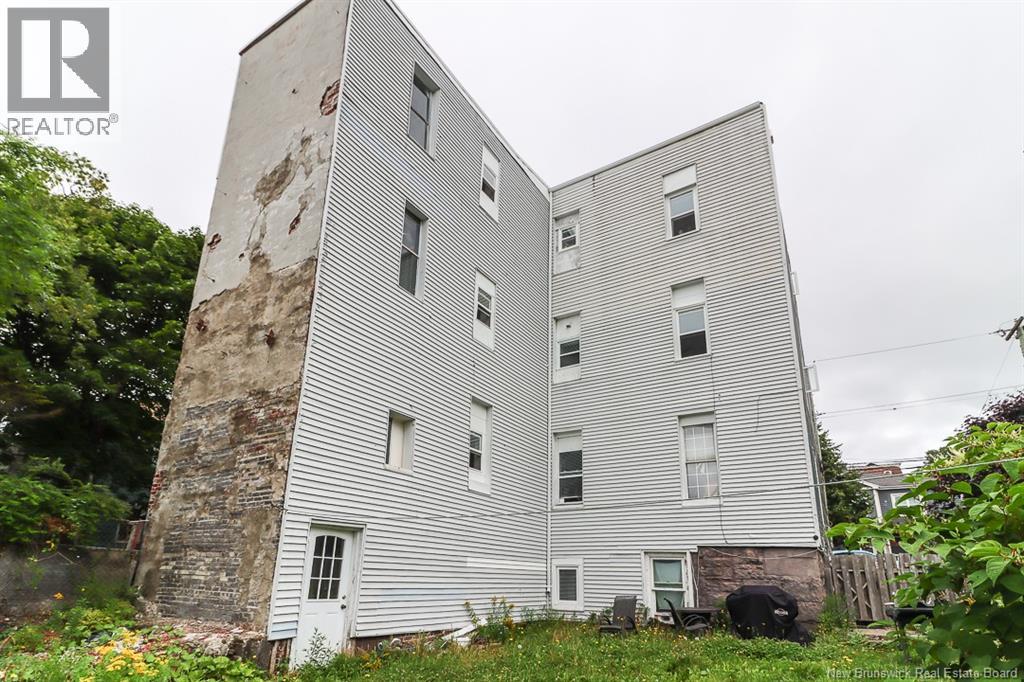 112 Queen Street - 29