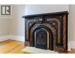 112 Queen Street, photo 9