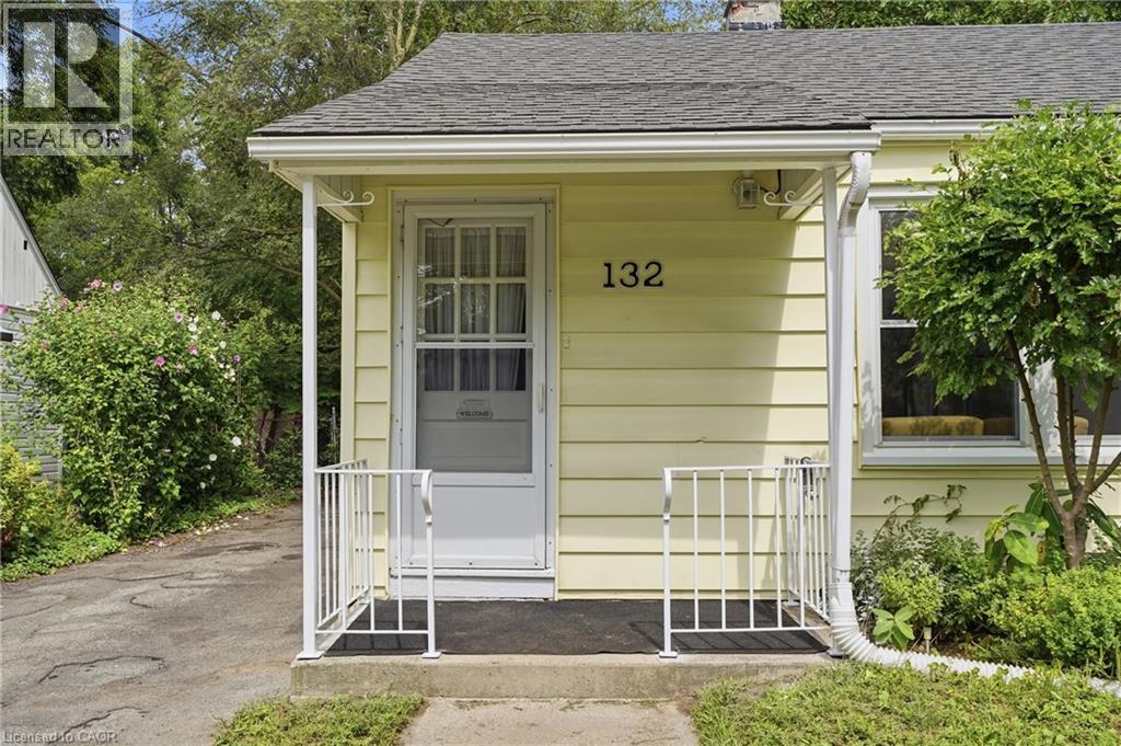132 SPADINA Road E — photo 3