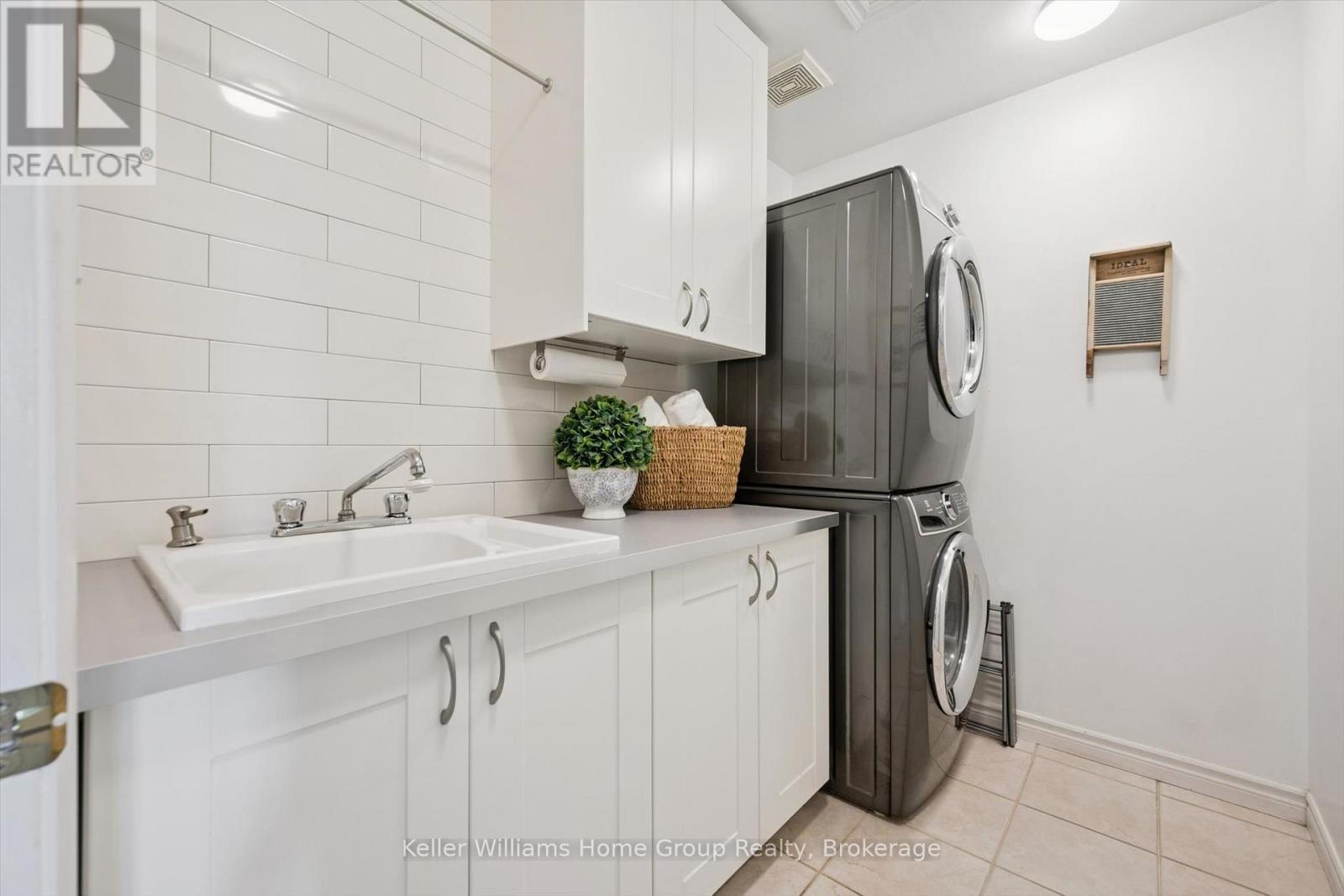 487 ST ANDREW STREET E - Image 30