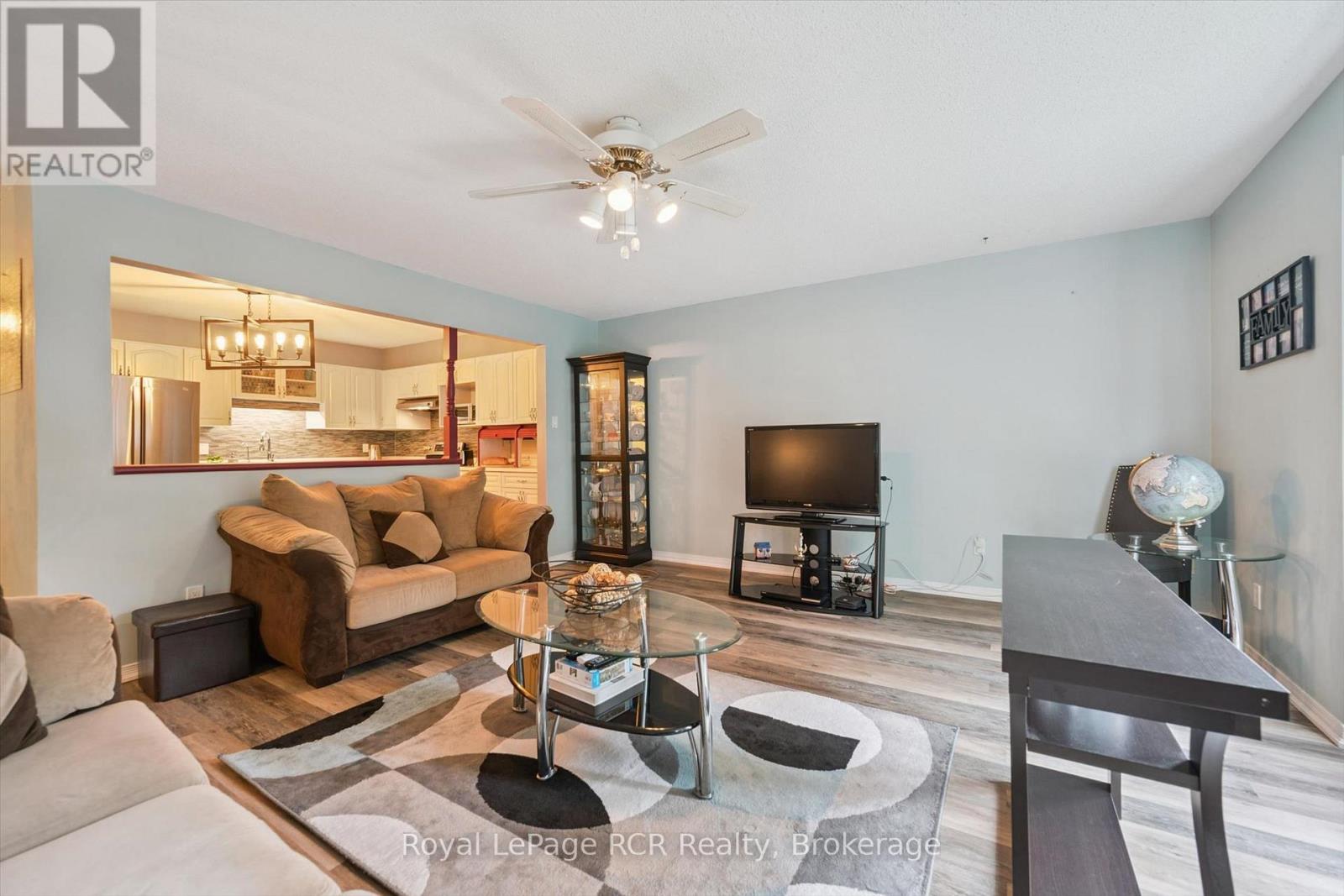 #205 440 DURHAM STREET W - 1