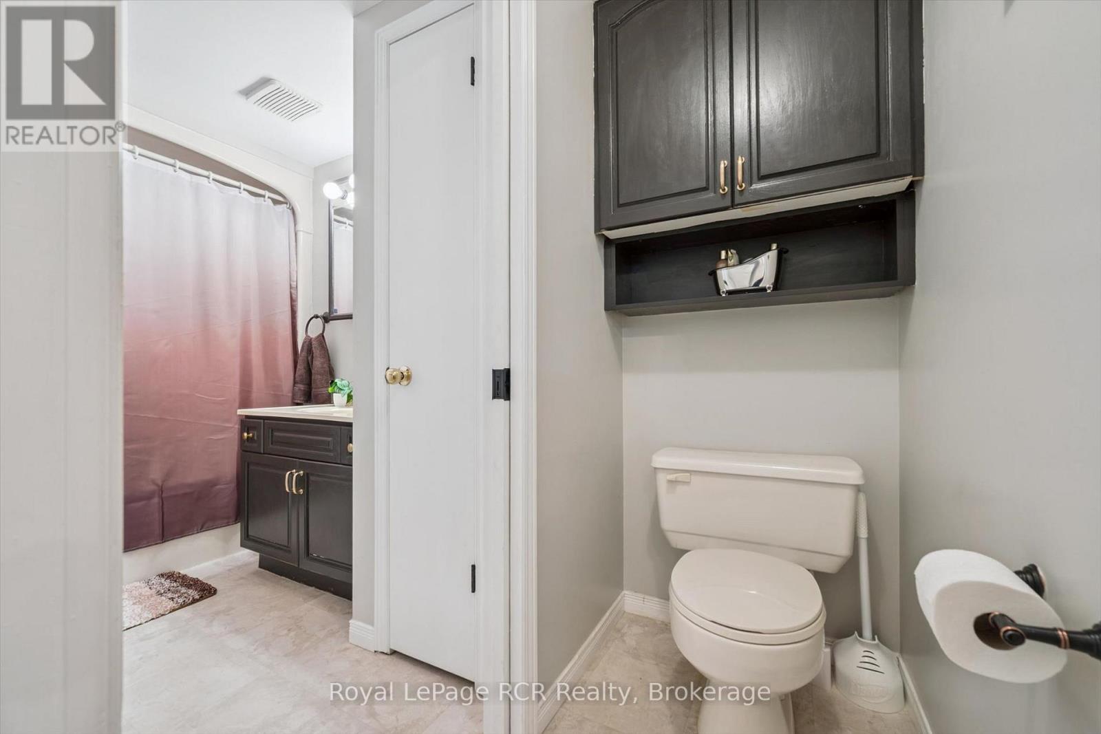 #205 440 DURHAM STREET W - Image 15