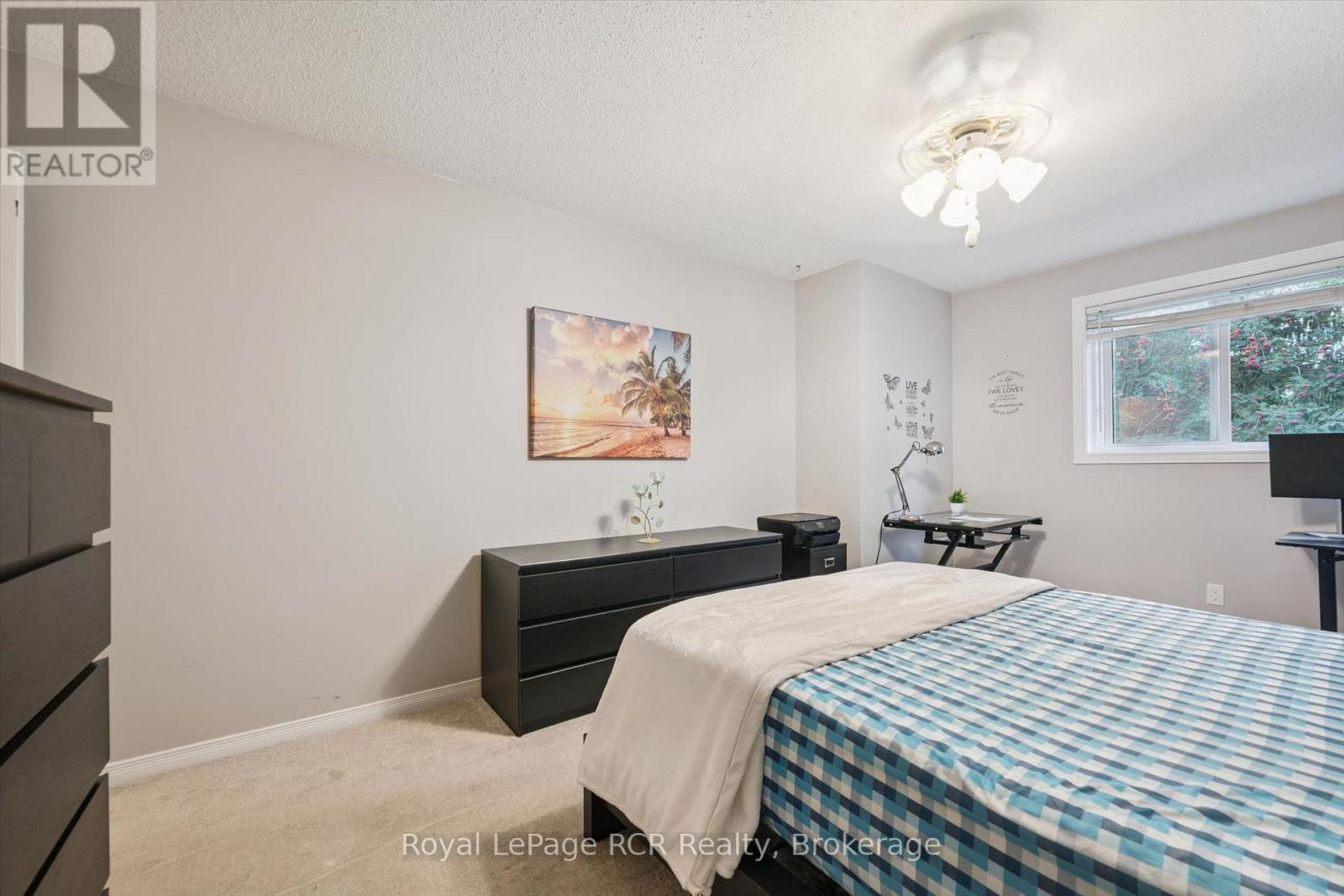#205 440 DURHAM STREET W - 19