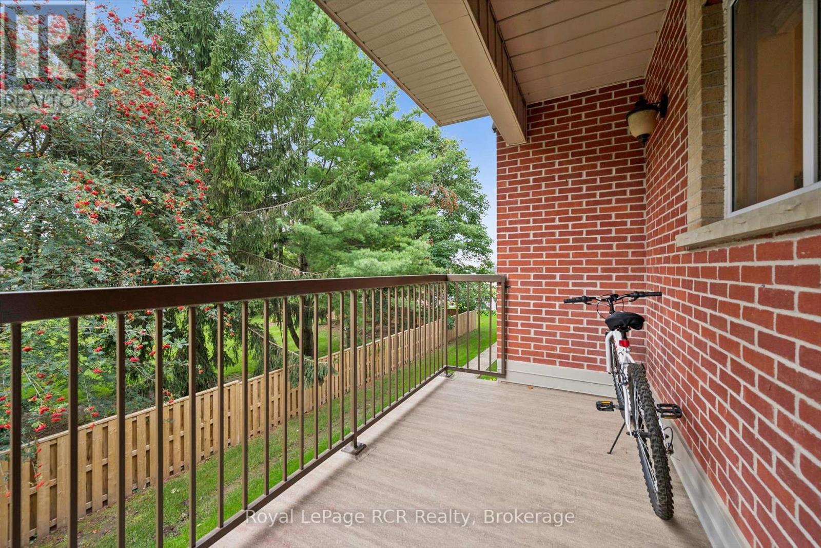 #205 440 DURHAM STREET W - 41