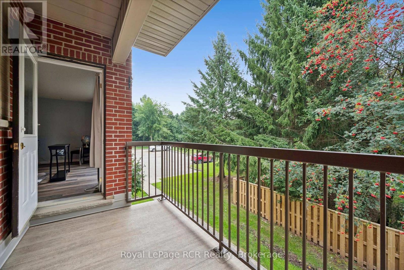 #205 440 DURHAM STREET W - 42