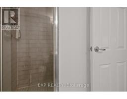 808 - 25 The Esplanade, Toronto, ON M5E1W5 Photo 13