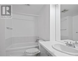 808 - 25 The Esplanade, Toronto, ON M5E1W5 Photo 17