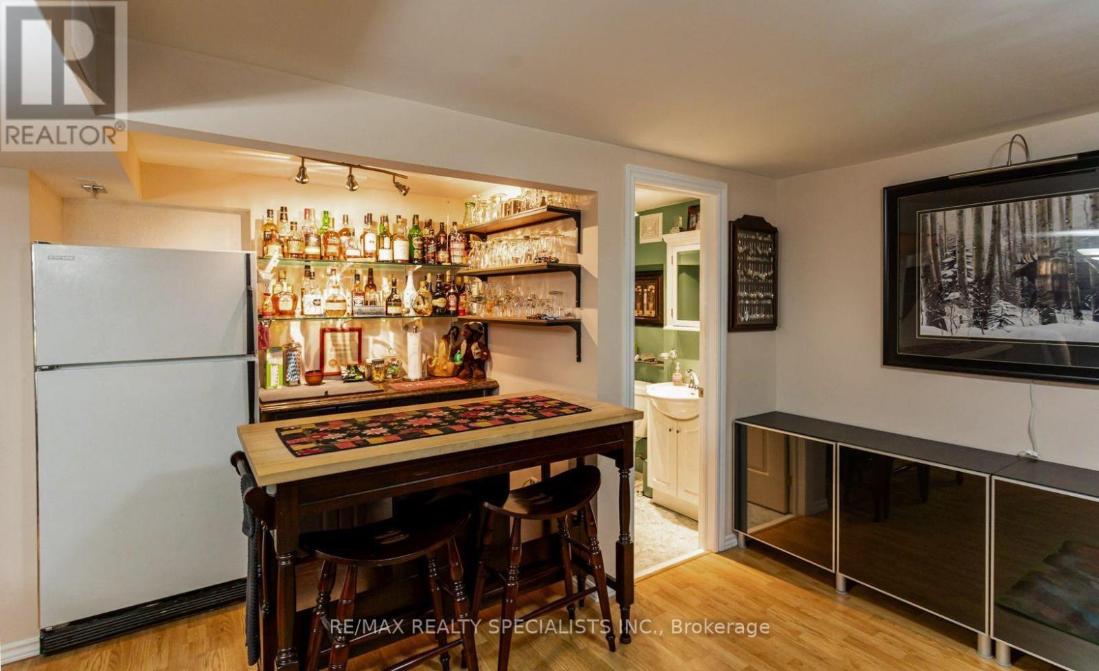 32 FALCONER DRIVE - 34