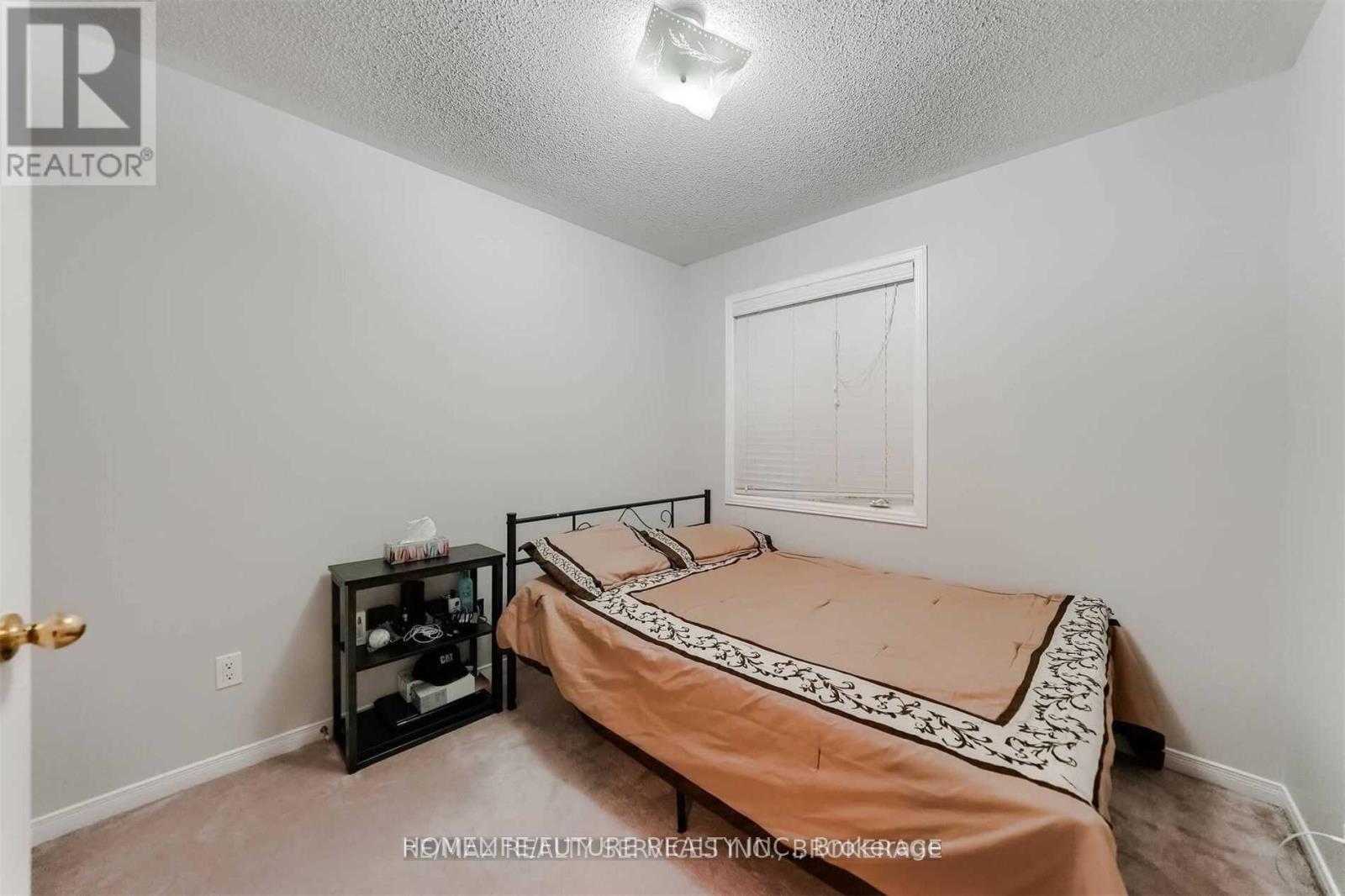 24 OKLAHOMA DRIVE - 21