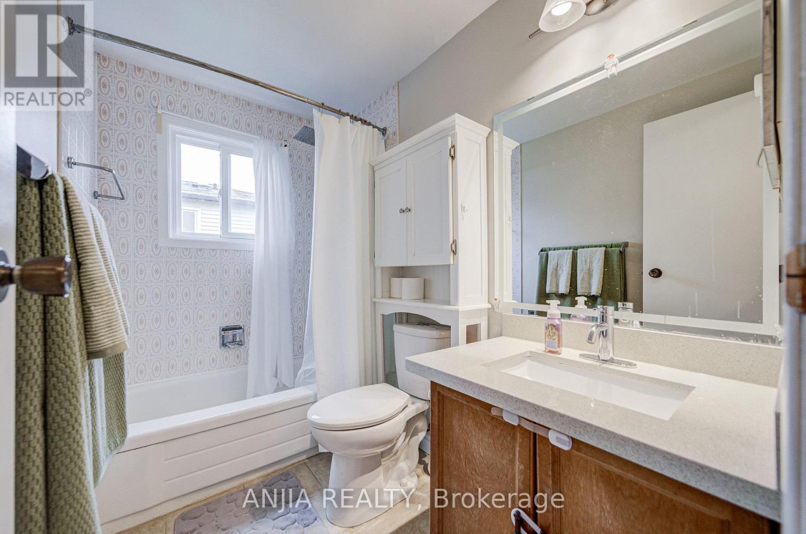 8 MARESFIELD DRIVE - Image 27