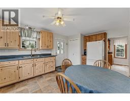 Eating area - 509 County Rd 34 West, Kingsville, ON N8M2X5 Photo 7