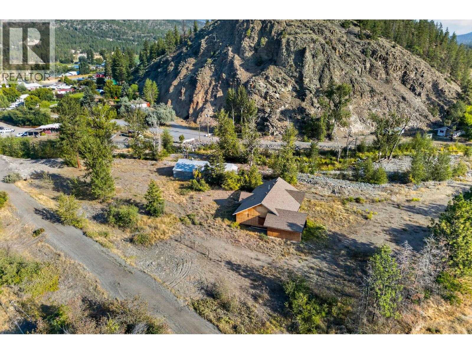 390 Marshall Road - Image 41