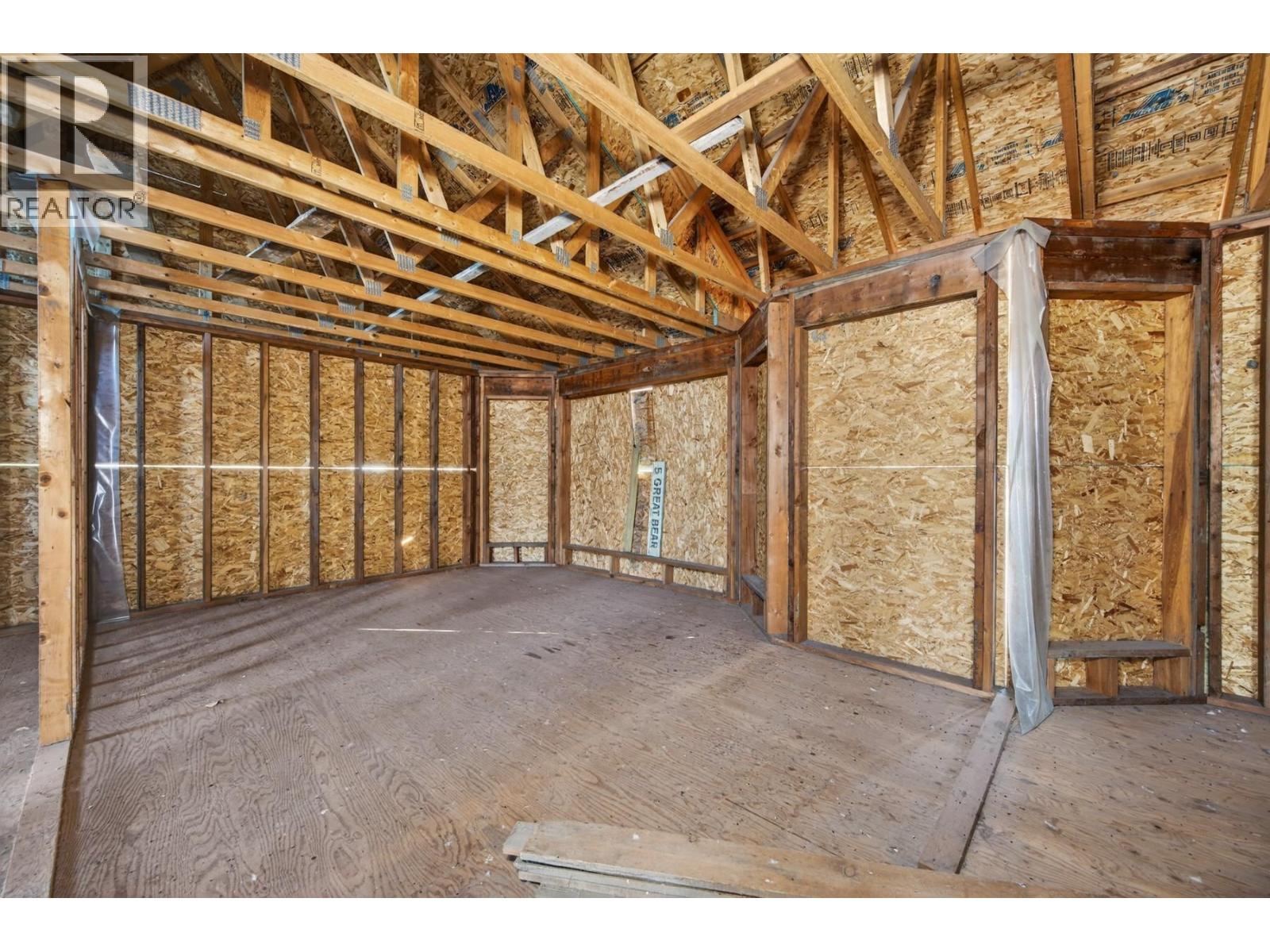 390 Marshall Road - 9