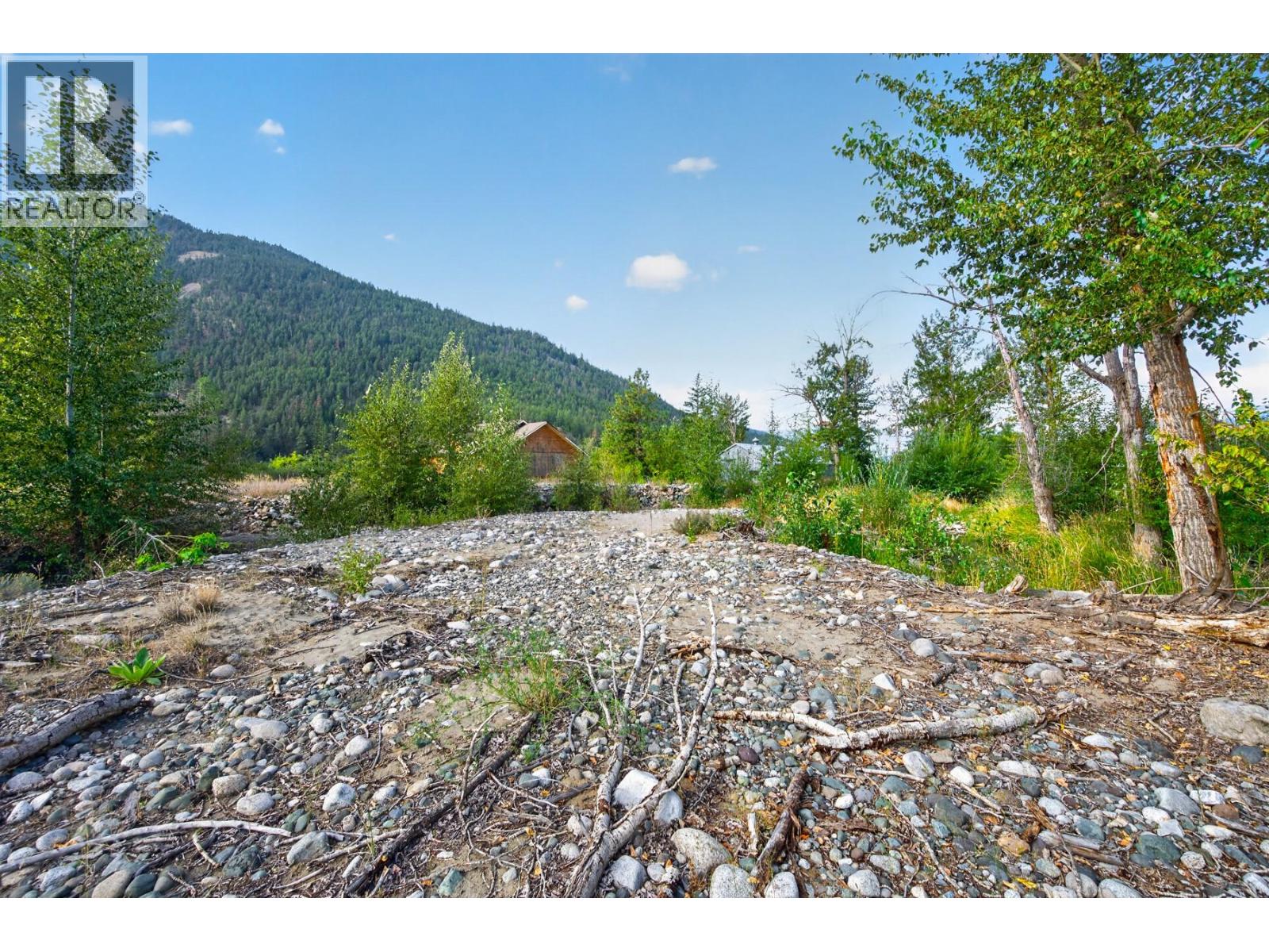 390 Marshall Road - 61