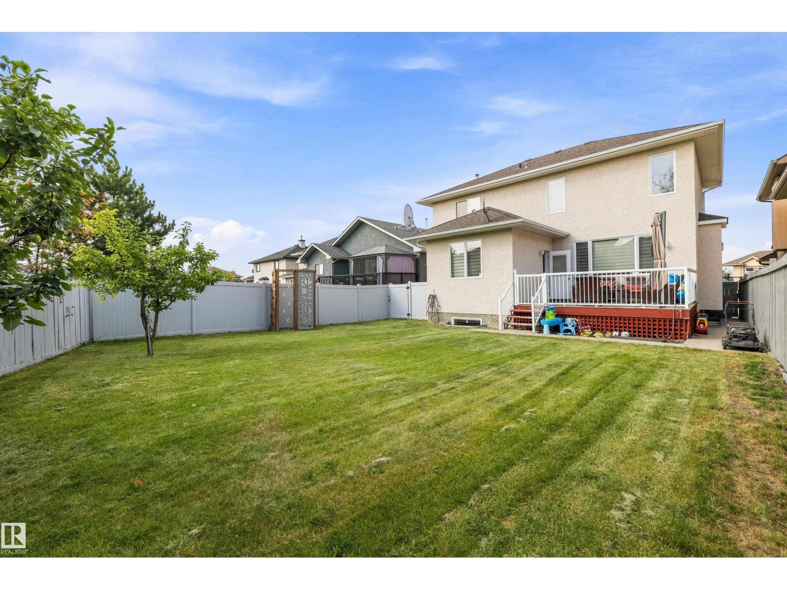 17815 111 ST NW - 54