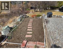 4354 Highway 3 Unit# 11, Keremeos, BC V0X1N1 Photo 8