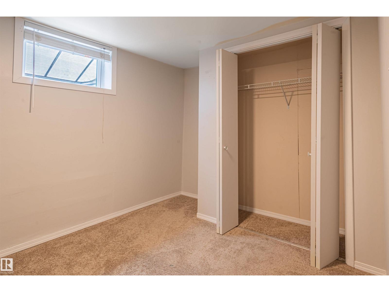 5207 103 AV NW - 45