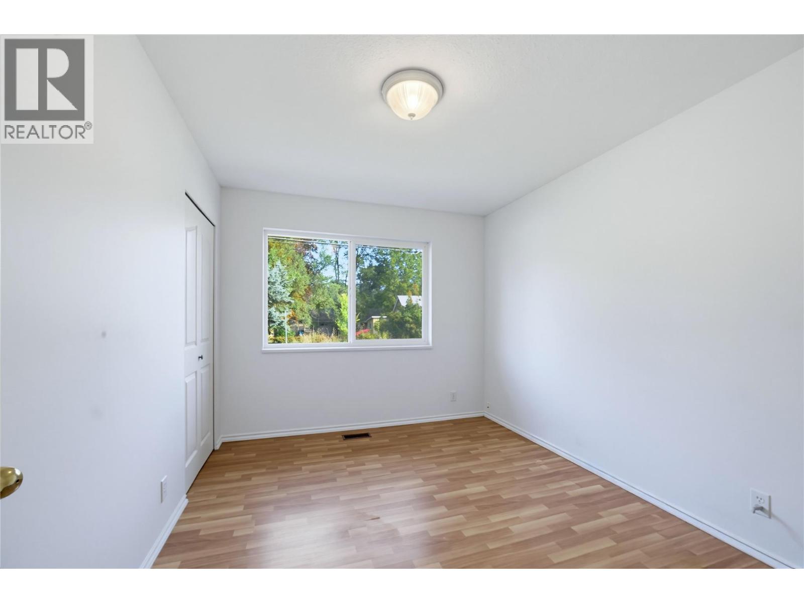5080 70 Avenue NE, Salmon Arm
