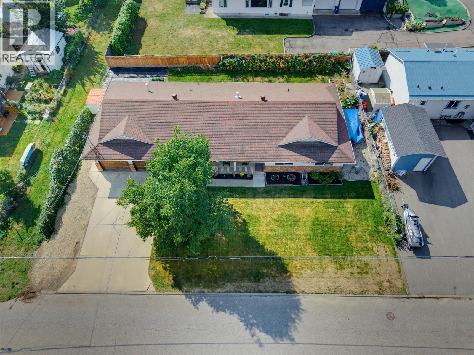 5080 70 Avenue NE, Salmon Arm