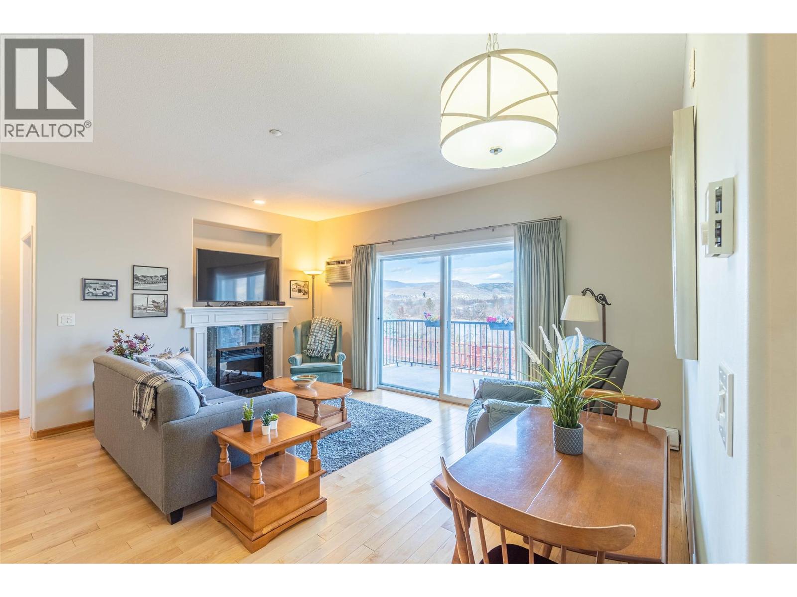 #307 550 LORNE Street - 10