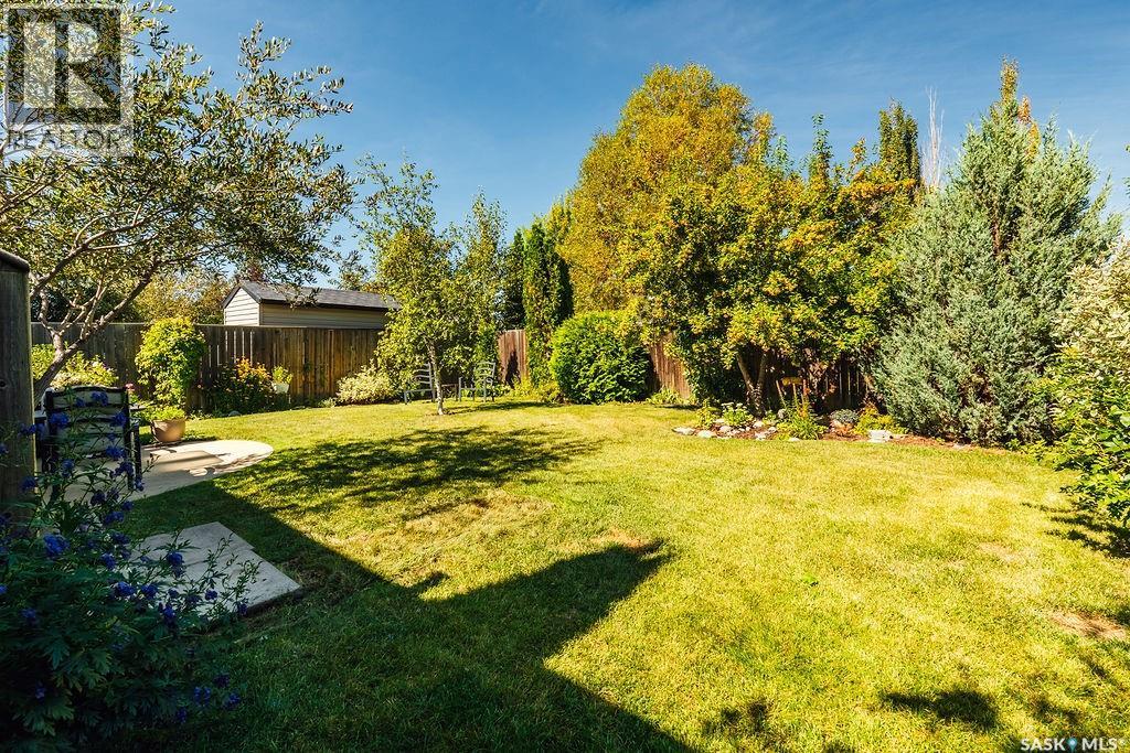 519 Shepherd CRESCENT - 42
