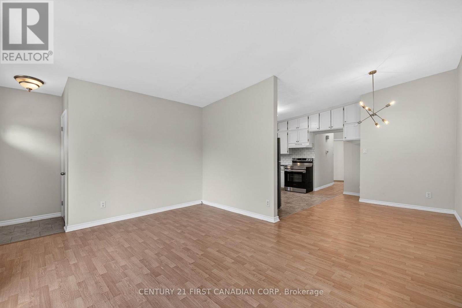 372 DIEPPE STREET - 6