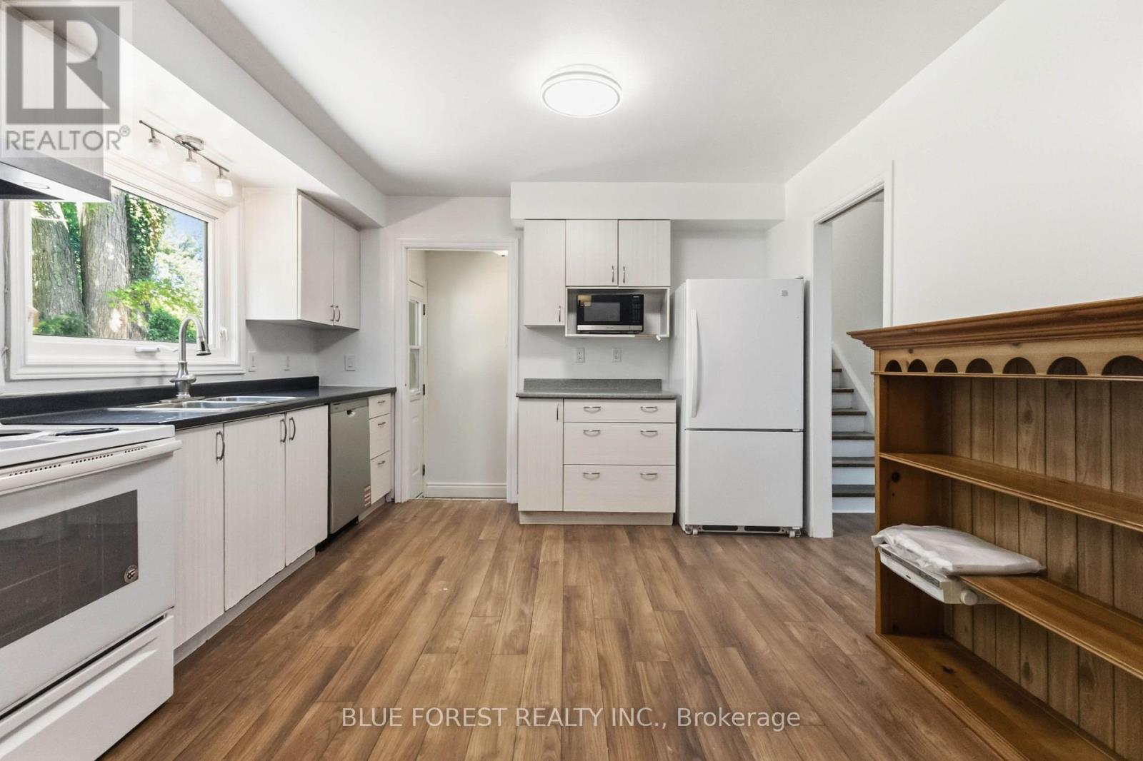 59 SCOTCHPINE CRESCENT - Image 12