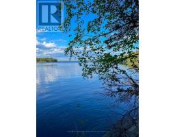 11 Hay Island E, Kenora, ON P0X1H0 Photo 9