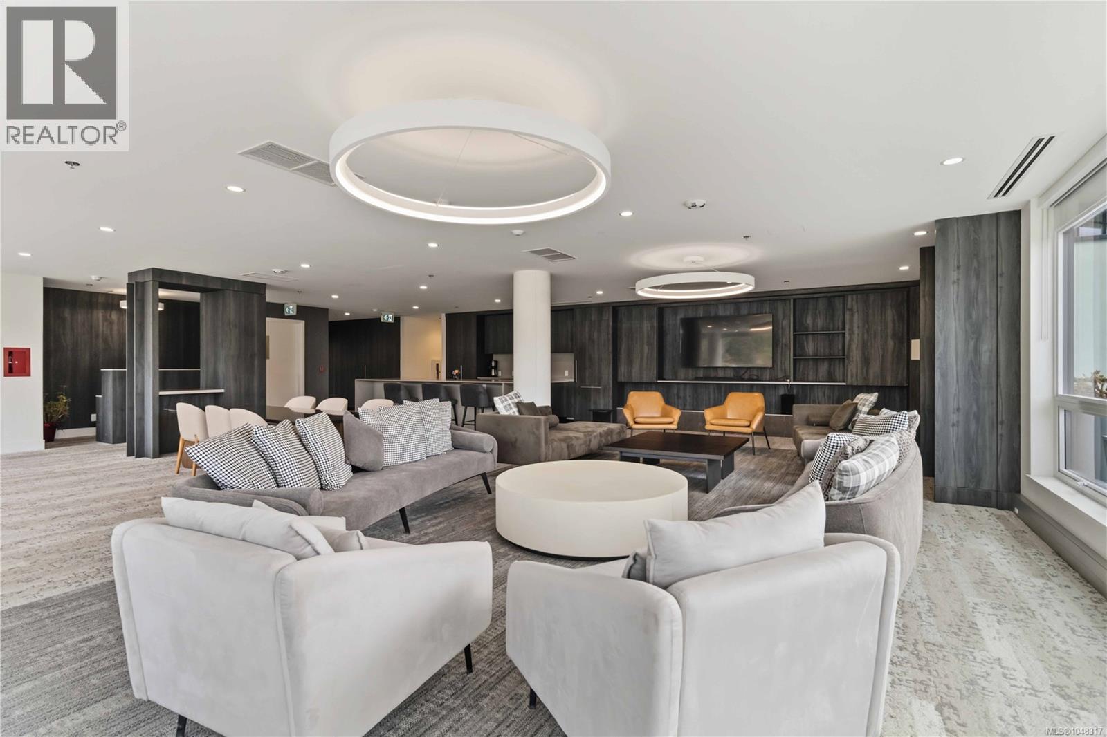 1013 2000 Hannington Road, Langford