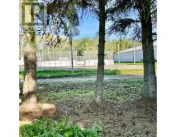 905 & 909 10th Street, Hylo, AB T0A1Z0 Photo 33