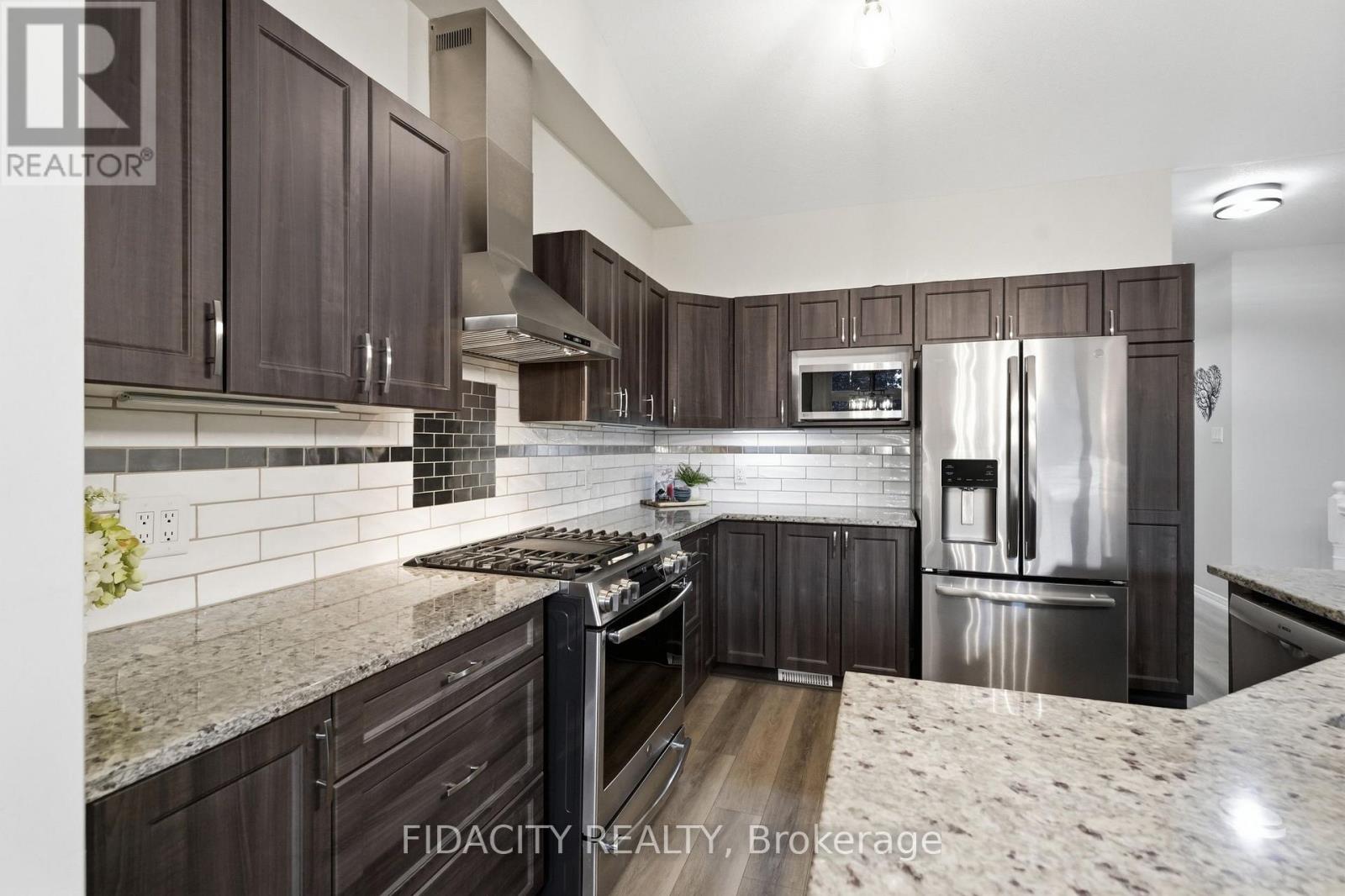 925 BURWASH LANDING LANDING, Ottawa. Luxury613. By Peter Sagos - Image 12